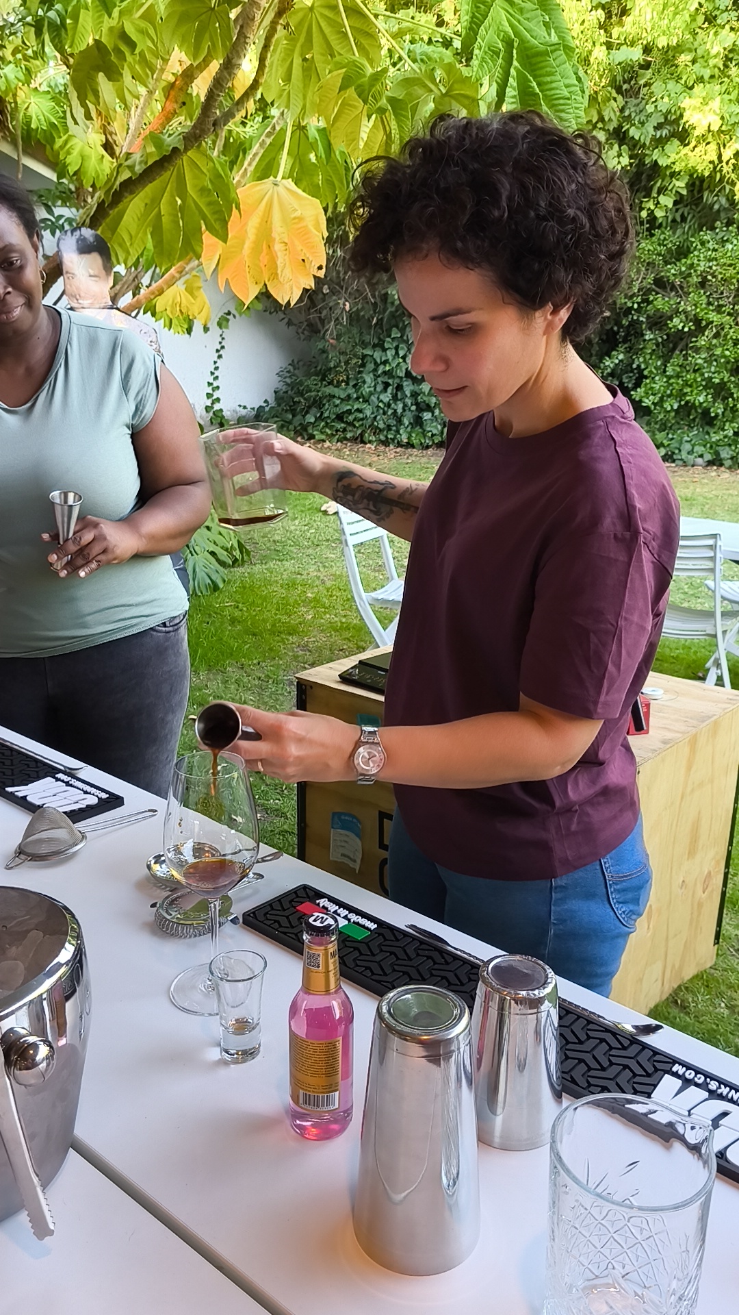 Taller de cotelería y cafe
